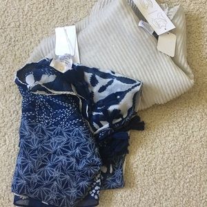 2 lightweight scarves ✨NWT